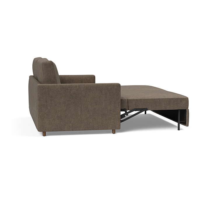 Neah 160 bäddsoffa med smala armstöd utbäddad med kuddar från Innovation living.